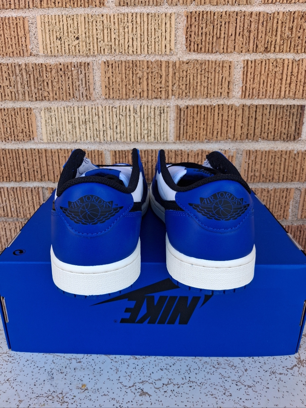 Men’s Size 8.5 Air Jordan 1 Retro Low OG Game Royal Blue CZ0790-140 ((No Lid)) - Picture 5 of 7